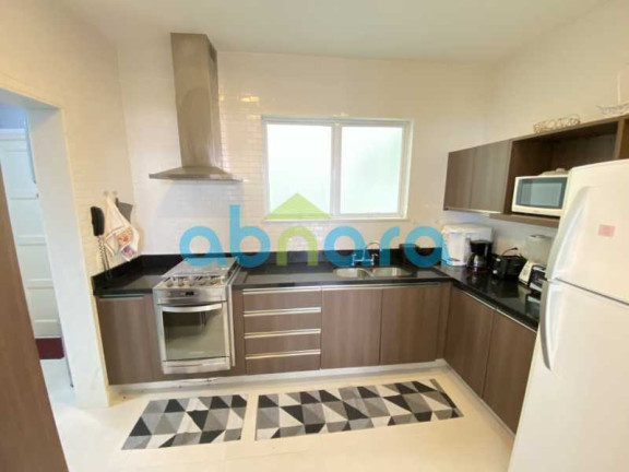 Imagem Apartamento com 3 Quartos à Venda, 155 m² em Copacabana - Rio De Janeiro