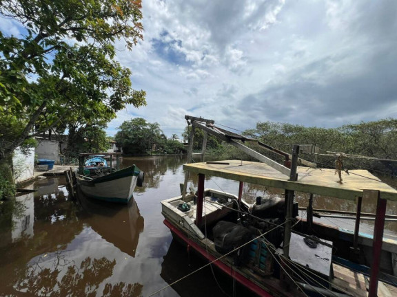 Imagem Casa com 2 Quartos à Venda, 90 m² em Centro - Balneário Barra Do Sul