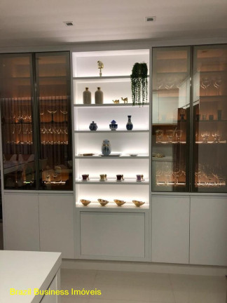 Imagem Imóvel com 3 Quartos à Venda, 127 m² em Centro - Balneário Camboriú