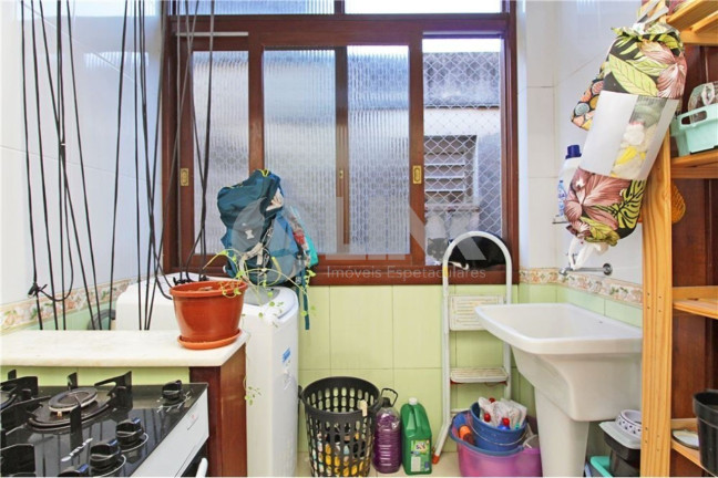 Imagem Apartamento com 2 Quartos à Venda, 68 m² em Santo Antônio - Porto Alegre Imagem Apartamento com 2 Quartos à Venda, 68 m² em Santo Antônio - Porto Alegre