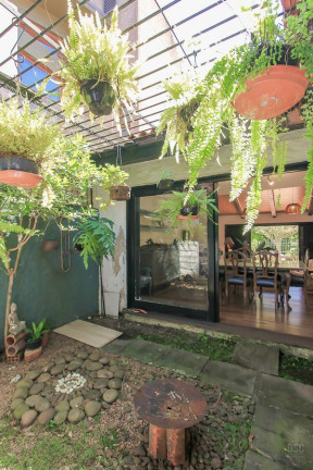 Imagem Casa com 3 Quartos à Venda, 246 m² em Ipanema - Porto Alegre