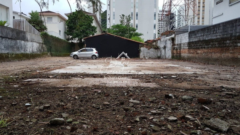 Imagem Terreno para Alugar, 654 m² em Pitangueiras - Guarujá Imagem Terreno para Alugar, 654 m² em Pitangueiras - Guarujá