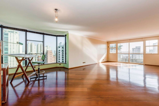 Imagem Apartamento com 3 Quartos à Venda, 236 m² em Campo Belo - São Paulo