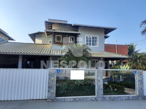 Casa com 3 Quartos para Alugar, 348 m² em Praia Dos Amores - Balneario Camboriu