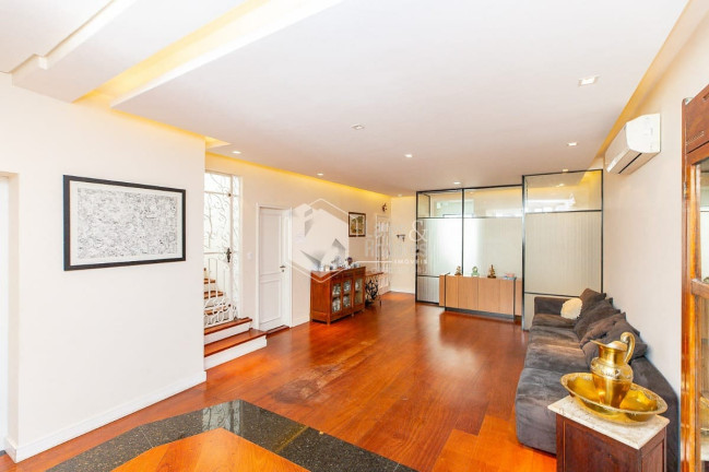 Imagem Casa com 4 Quartos à Venda, 390 m² em Vila Ipojuca - São Paulo Imagem Casa com 4 Quartos à Venda, 390 m² em Vila Ipojuca - São Paulo