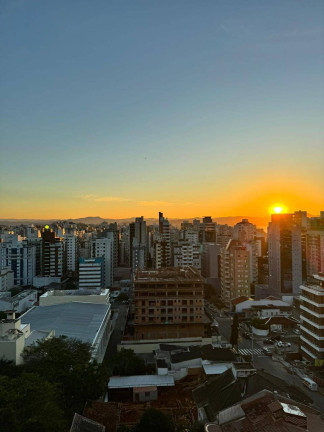 Imagem Apartamento com 2 Quartos à Venda, 69 m² em Centro - Florianópolis