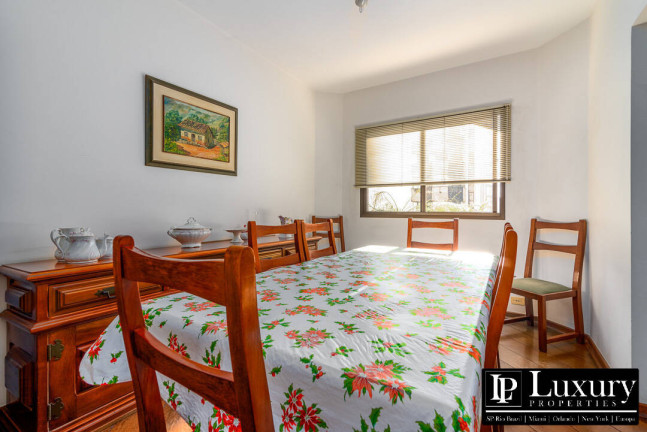 Imagem Apartamento com 3 Quartos à Venda, 147 m² em Moema - São Paulo Imagem Apartamento com 3 Quartos à Venda, 147 m² em Moema - São Paulo