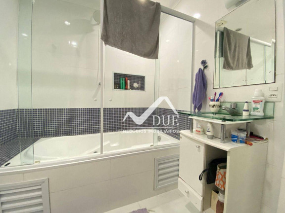 Imagem Casa com 4 Quartos à Venda, 212 m² em Aparecida - Santos Imagem Casa com 4 Quartos à Venda, 212 m² em Aparecida - Santos