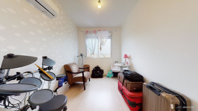 Imagem Imóvel com 2 Quartos à Venda, 67 m² em Petrópolis - Porto Alegre Imagem Imóvel com 2 Quartos à Venda, 67 m² em Petrópolis - Porto Alegre