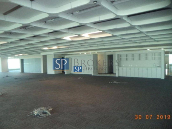 Imagem Sala Comercial à Venda ou Locação, 2.844 m² em Jardim São Luís (zona Sul) - São Paulo Imagem Sala Comercial à Venda ou Locação, 2.844 m² em Jardim São Luís (zona Sul) - São Paulo