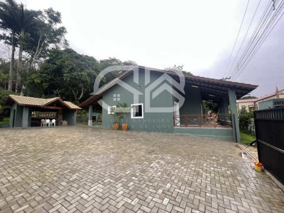 Casa com 5 Quartos à Venda, 254 m² em Pernambuquinho - Guaramiranga