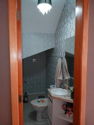 Imagem Sobrado com 3 Quartos à Venda, 121 m² em Vila Areao - Taubaté Imagem Sobrado com 3 Quartos à Venda, 121 m² em Vila Areao - Taubaté