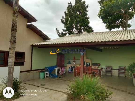 Imagem Casa com 3 Quartos à Venda, 250 m² em Parque Pecuária - Campos Dos Goytacazes