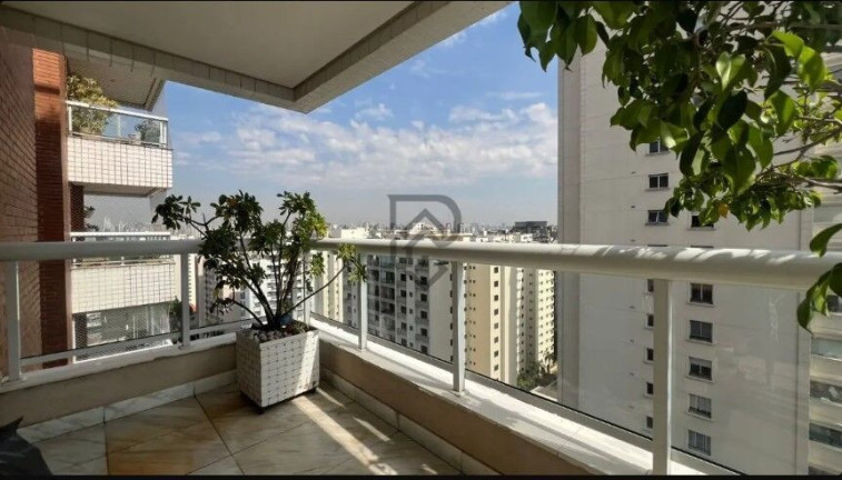 Imagem Apartamento com 4 Quartos à Venda, 195 m² em Moema - São Paulo