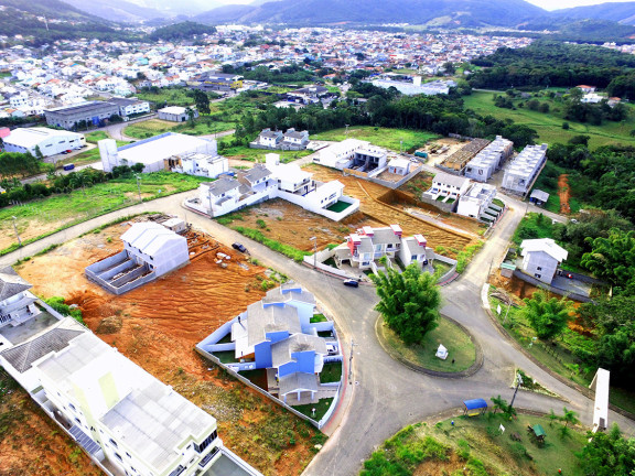 Imagem Terreno à Venda, 484 m² em Forquilhas - São José Imagem Terreno à Venda, 484 m² em Forquilhas - São José