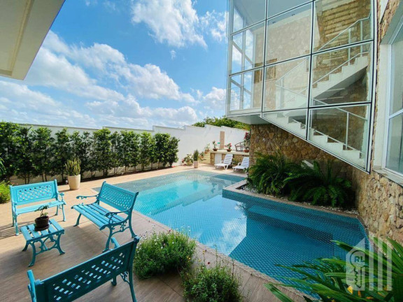 Imagem Casa com 5 Quartos à Venda, 375 m² em Tabajaras - Teresina