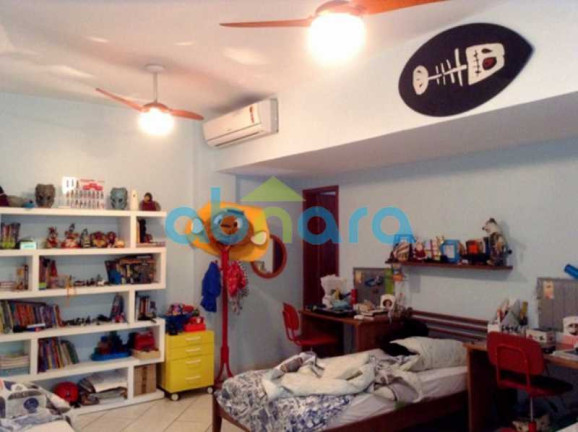 Imagem Casa de Condomínio com 9 Quartos à Venda, 1.000 m² em Cosme Velho - Rio De Janeiro Imagem Casa de Condomínio com 9 Quartos à Venda, 1.000 m² em Cosme Velho - Rio De Janeiro