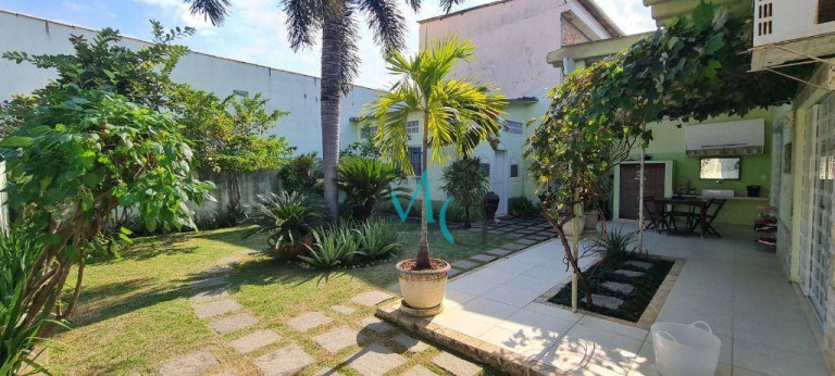 Imagem Casa com 4 Quartos à Venda, 197 m² em Curicica - Rio De Janeiro Imagem Casa com 4 Quartos à Venda, 197 m² em Curicica - Rio De Janeiro