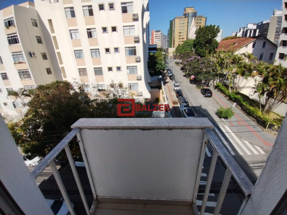Imagem Apartamento com 2 Quartos à Venda, 130 m² em Centro - Florianópolis