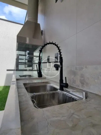 Imagem Casa de Condomínio com 3 Quartos à Venda, 360 m² em Terras Alpha Residencial 1 - Senador Canedo
