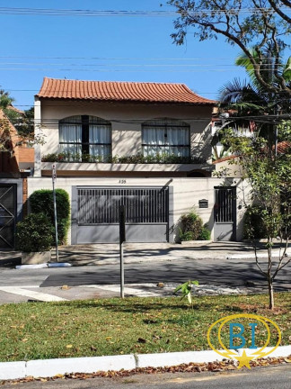 Imagem Sobrado com 3 Quartos à Venda, 319 m² em Sumarezinho - São Paulo