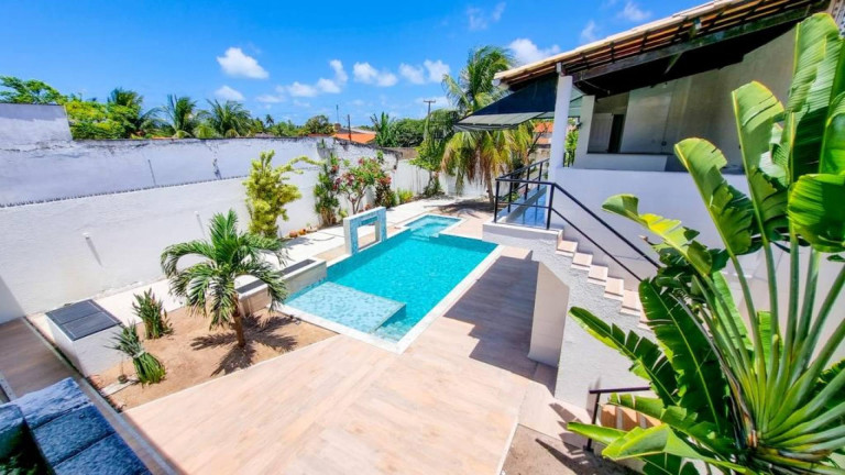 Imagem Casa com 6 Quartos à Venda, 500 m² em Robalo - Aracaju Imagem Casa com 6 Quartos à Venda, 500 m² em Robalo - Aracaju