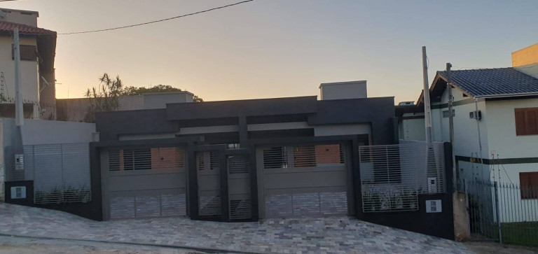 Imagem Casa com 3 Quartos à Venda,  em Pinheiro - São Leopoldo