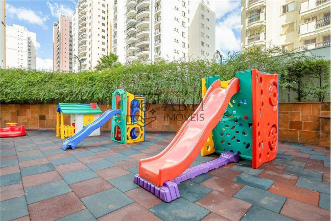 Imagem Apartamento com 3 Quartos à Venda, 100 m² em Moema - São Paulo