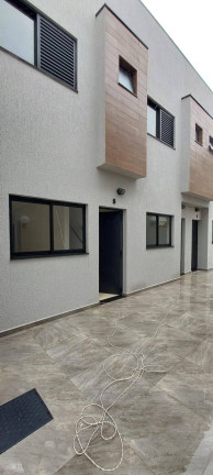 Imagem Sobrado com 2 Quartos à Venda, 140 m² em Vila Anhanguera - Mongaguá Imagem Sobrado com 2 Quartos à Venda, 140 m² em Vila Anhanguera - Mongaguá
