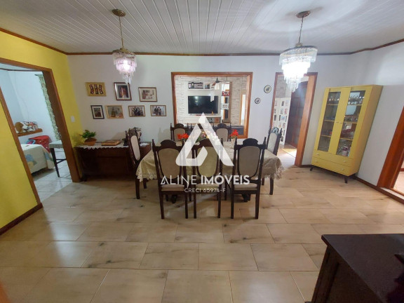 Imagem Casa com 2 Quartos à Venda, 205 m² em Centro - Cruz Alta Imagem Casa com 2 Quartos à Venda, 205 m² em Centro - Cruz Alta