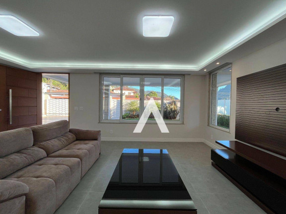 Imagem Casa com 4 Quartos à Venda, 380 m² em Comary - Teresópolis Imagem Casa com 4 Quartos à Venda, 380 m² em Comary - Teresópolis