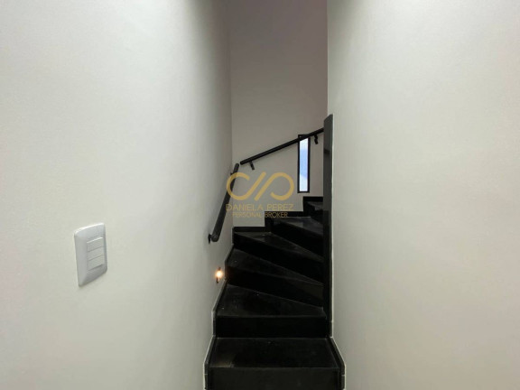 Imagem Casa com 4 Quartos à Venda, 160 m² em Guilhermina - Praia Grande Imagem Casa com 4 Quartos à Venda, 160 m² em Guilhermina - Praia Grande