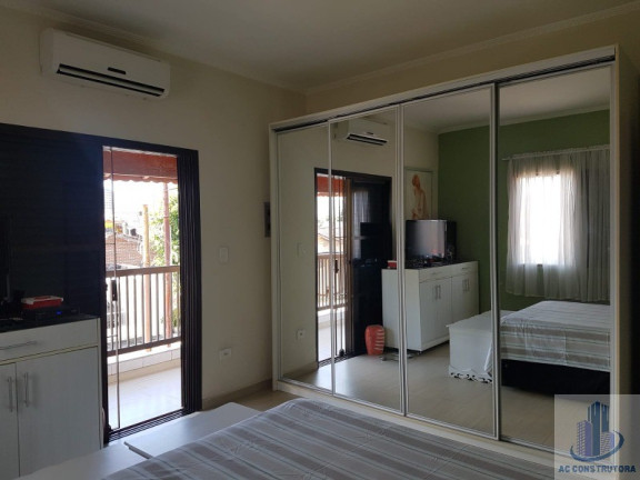 Imagem Sobrado com 3 Quartos à Venda, em Mirim - Praia Grande Imagem Sobrado com 3 Quartos à Venda, em Mirim - Praia Grande