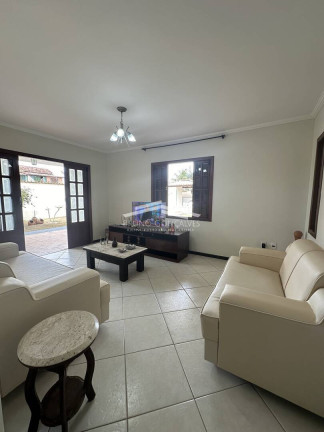 Imagem Casa com 3 Quartos à Venda, 611 m² em Village 2 - Porto Seguro Imagem Casa com 3 Quartos à Venda, 611 m² em Village 2 - Porto Seguro