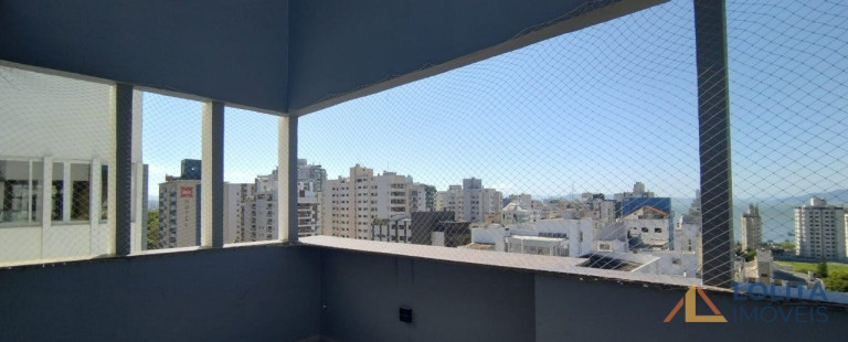 Imagem Cobertura com 3 Quartos à Venda, 173 m² em Centro - Florianópolis