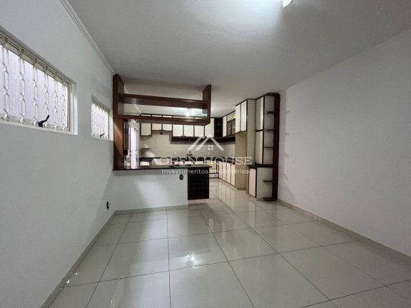 Imagem Casa com 5 Quartos para Alugar, 372 m² em Vila Maria - Botucatu Imagem Casa com 5 Quartos para Alugar, 372 m² em Vila Maria - Botucatu