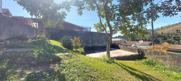 Imagem Casa com 2 Quartos à Venda, 370 m² em Jardim Márcia - Campos Do Jordão Imagem Casa com 2 Quartos à Venda, 370 m² em Jardim Márcia - Campos Do Jordão