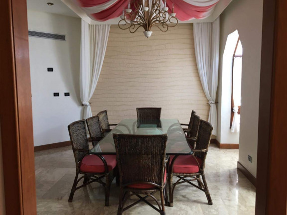 Imagem Casa com 8 Quartos à Venda, 1.172 m² em Guarajuba - Camaçari
