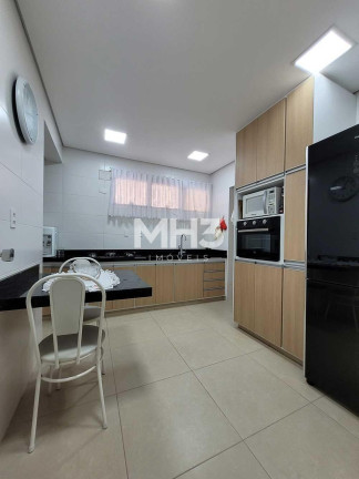Imagem Imóvel com 2 Quartos à Venda, 106 m² em Cambuí - Campinas Imagem Imóvel com 2 Quartos à Venda, 106 m² em Cambuí - Campinas