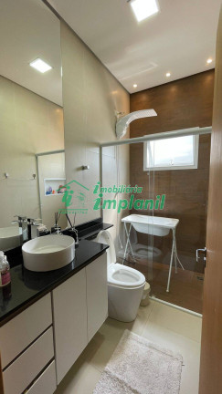 Imagem Casa com 2 Quartos à Venda, 300 m² em Chácaras Aracary - Várzea Paulista