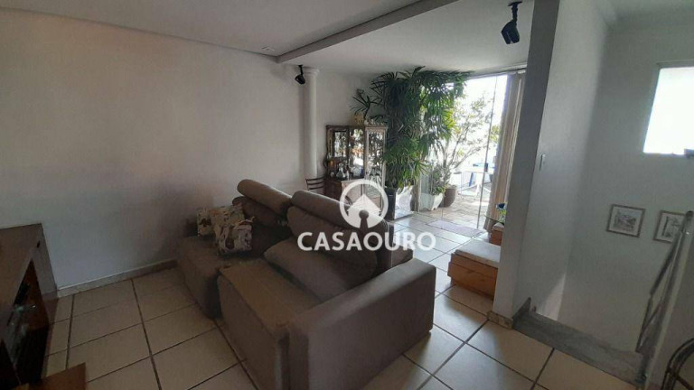 Imagem Cobertura com 5 Quartos à Venda, 200 m² em Santa Tereza - Belo Horizonte