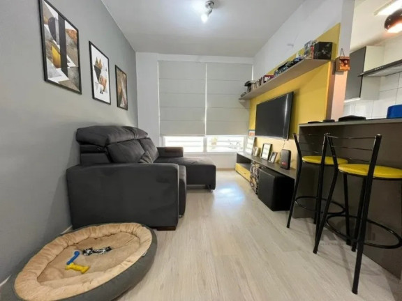 Imagem Apartamento com 2 Quartos à Venda, 53 m² em Santo Antônio - Porto Alegre Imagem Apartamento com 2 Quartos à Venda, 53 m² em Santo Antônio - Porto Alegre