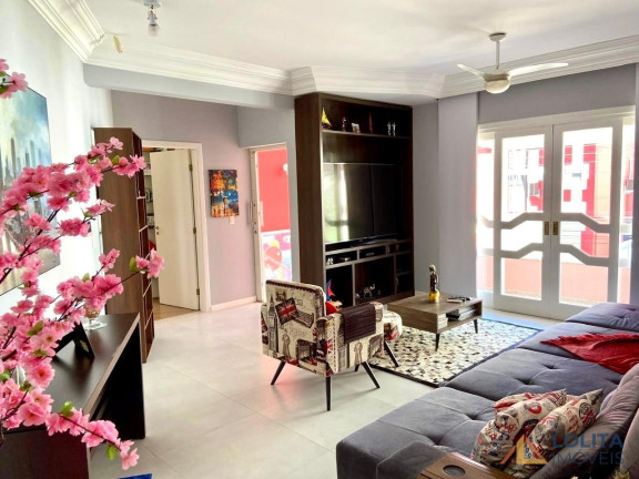 Imagem Casa com 4 Quartos à Venda, 348 m² em Córrego Grande - Florianópolis Imagem Casa com 4 Quartos à Venda, 348 m² em Córrego Grande - Florianópolis