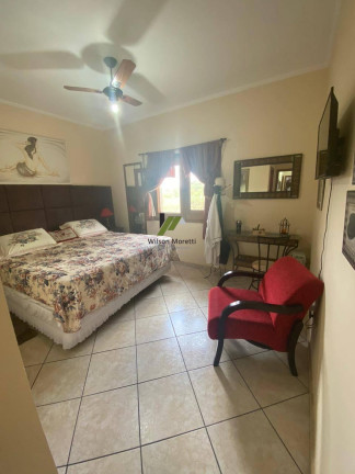 Imagem Casa de Condomínio com 5 Quartos à Venda, 360 m²