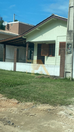 Imagem Imóvel com 2 Quartos à Venda, em Ambrósio - Garopaba Imagem Imóvel com 2 Quartos à Venda, em Ambrósio - Garopaba