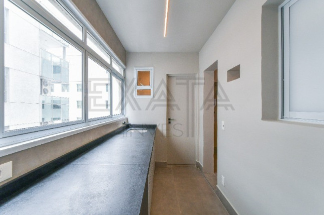 Imagem Imóvel com 3 Quartos à Venda, 181 m² em Jardim Paulista - São Paulo Imagem Imóvel com 3 Quartos à Venda, 181 m² em Jardim Paulista - São Paulo