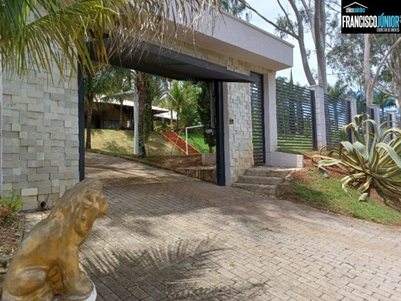 Imagem Imóvel com 5 Quartos à Venda, 3.277 m² em Hidrolândia Zona Rural - Hidrolândia Imagem Imóvel com 5 Quartos à Venda, 3.277 m² em Hidrolândia Zona Rural - Hidrolândia