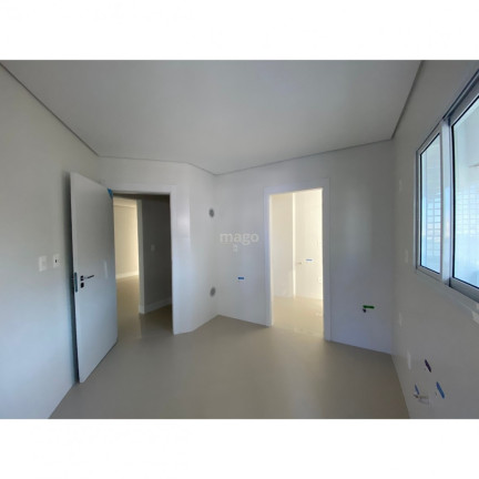 Imagem Apartamento com 4 Quartos à Venda, 160 m² em Pioneiros - Balneário Camboriú Imagem Apartamento com 4 Quartos à Venda, 160 m² em Pioneiros - Balneário Camboriú