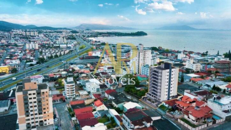 Imagem Apartamento com 2 Quartos à Venda, 75 m² em Barreiros - São José