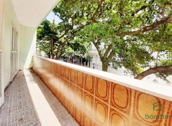 Imagem Apartamento com 3 Quartos à Venda, 110 m² em Centro Histórico - Porto Alegre Imagem Apartamento com 3 Quartos à Venda, 110 m² em Centro Histórico - Porto Alegre
